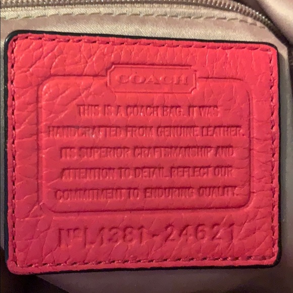 Authentic Coach bag with dust bag - Picture 5 of 8